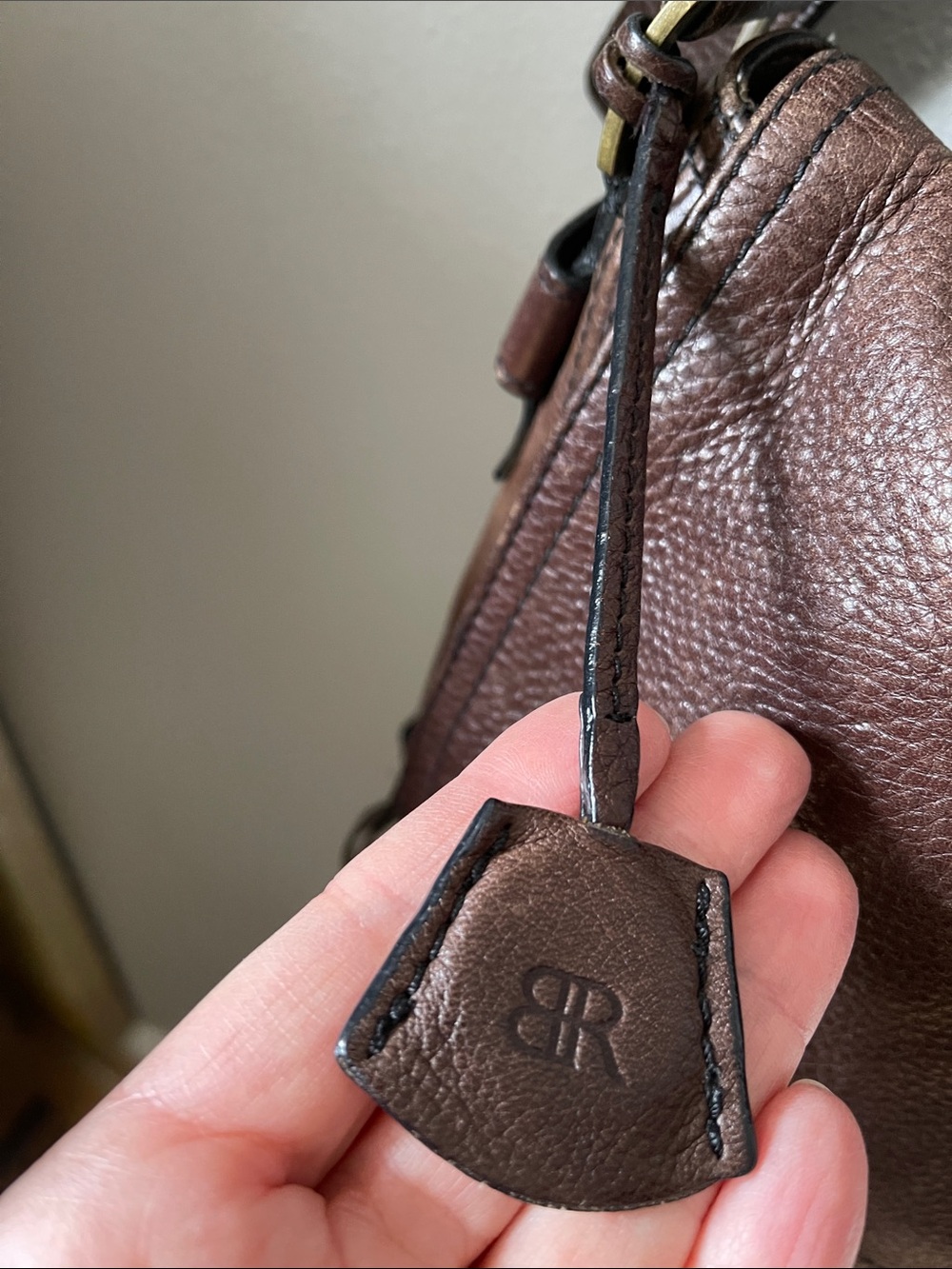 Y2K Banana Republic Dark Brown Pebbled Leather Shoulder Bag - Picture 8 of 14